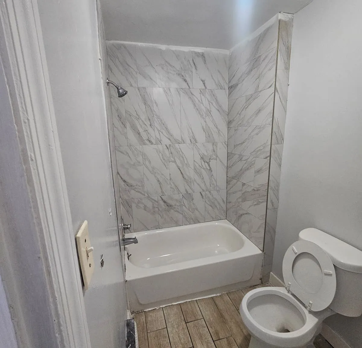 3 bed, 700 sqft, $1,775 — Photo 3