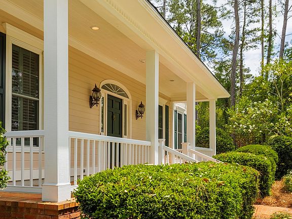 4th image of 3111 Country Club Dr