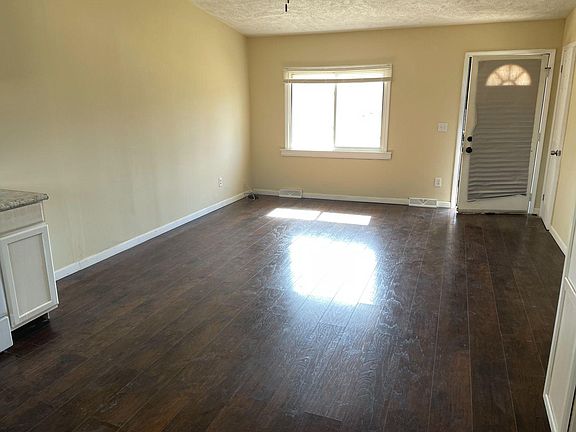 5th image of 2208 W 23rd St