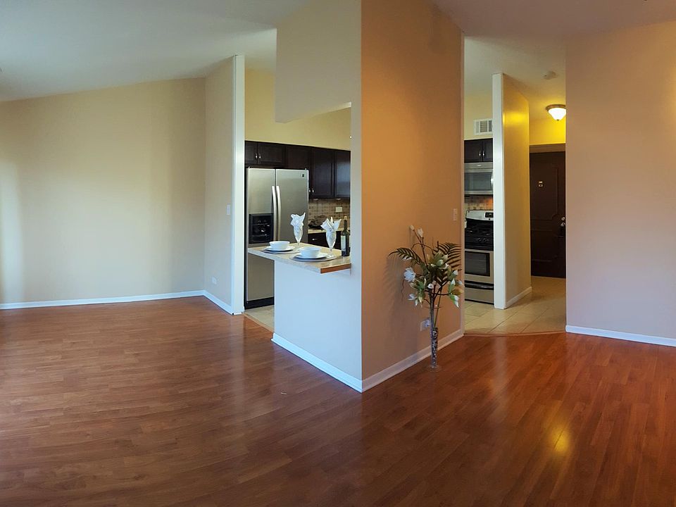Spacious Living area
