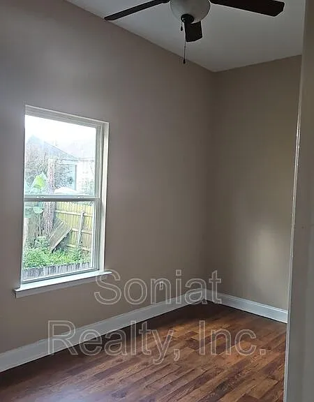 4020 Baudin St — Photo 6