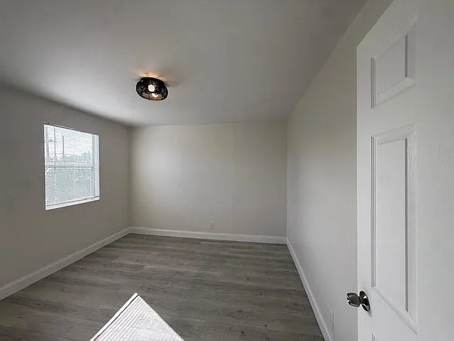 904 4th St #2 — Photo 23