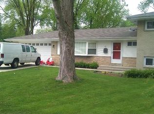 311 Ferndale Rd, Glenview, IL 60025