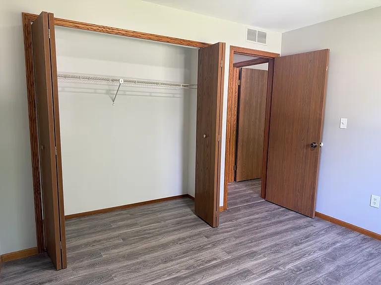 1687 S Riverside Ave #9 — Photo 22