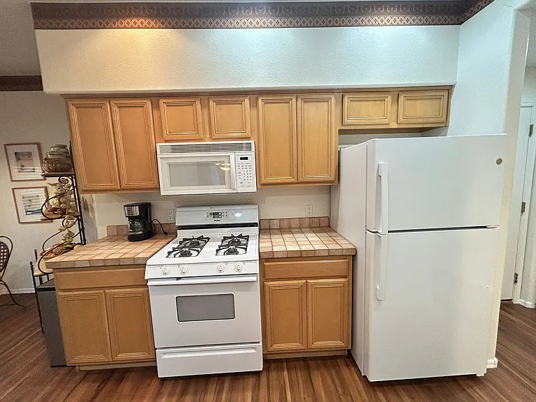 7401 W Arrowhead Clubhouse Dr #1010 — Photo 9