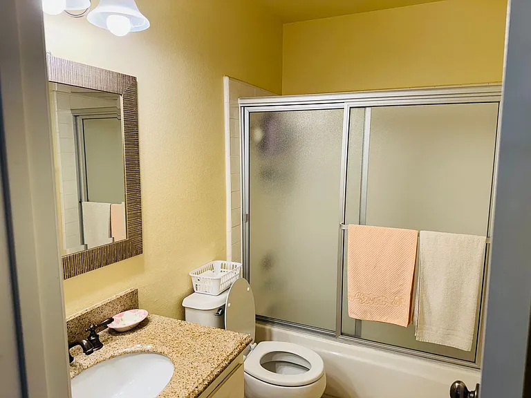 320 Green Moor Pl — Photo 7