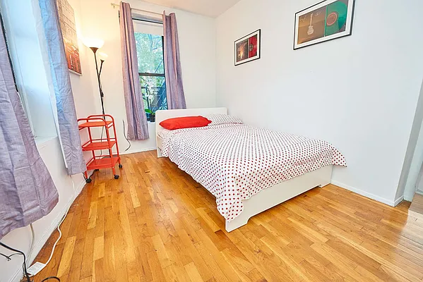 Rented by Genik Group Corp | media 9