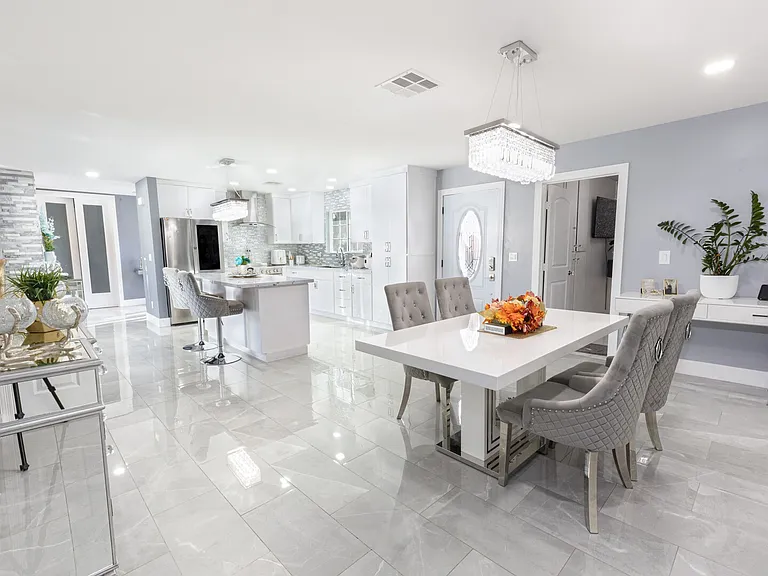 Algonquin Dr — Photo 15