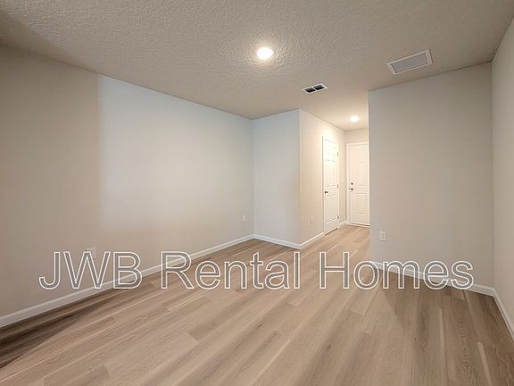 5th image of 1202 Orton St