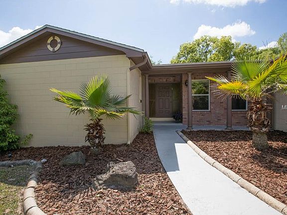 4th image of 606 Green Briar Blvd