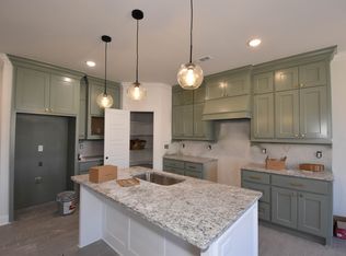 720 Harbison St, Bentonville, AR 72713