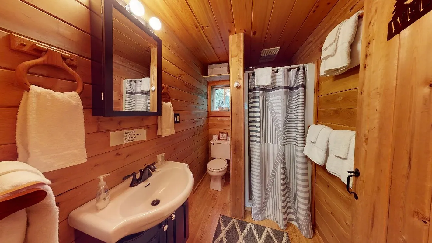 4 Sunset Avenue - 1 — Photo 2