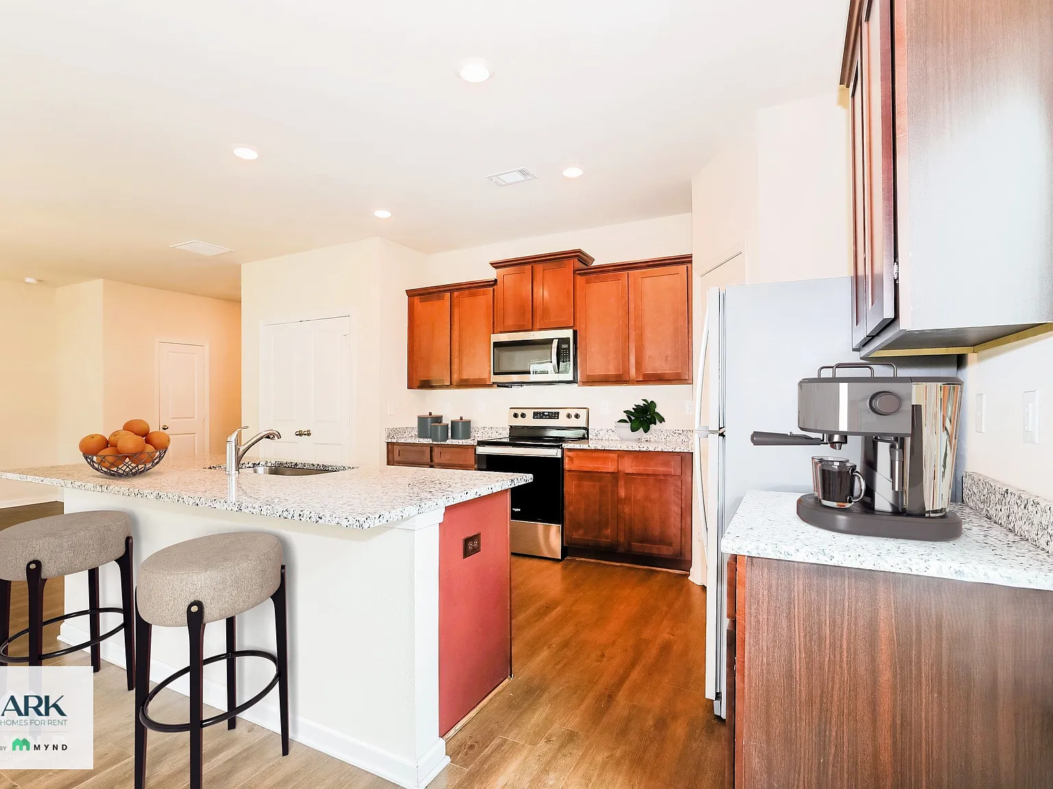 3 bed, 2.5 bath, 1800 sqft, $1,949 — Photo 3