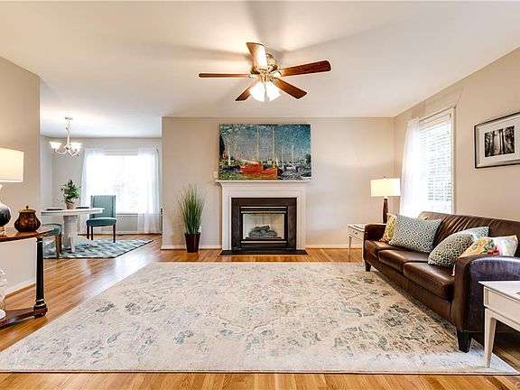 4th image of 11725 Park Forest Ct