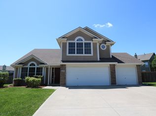 406 S Fox Ridge Dr, Raymore, MO 64083