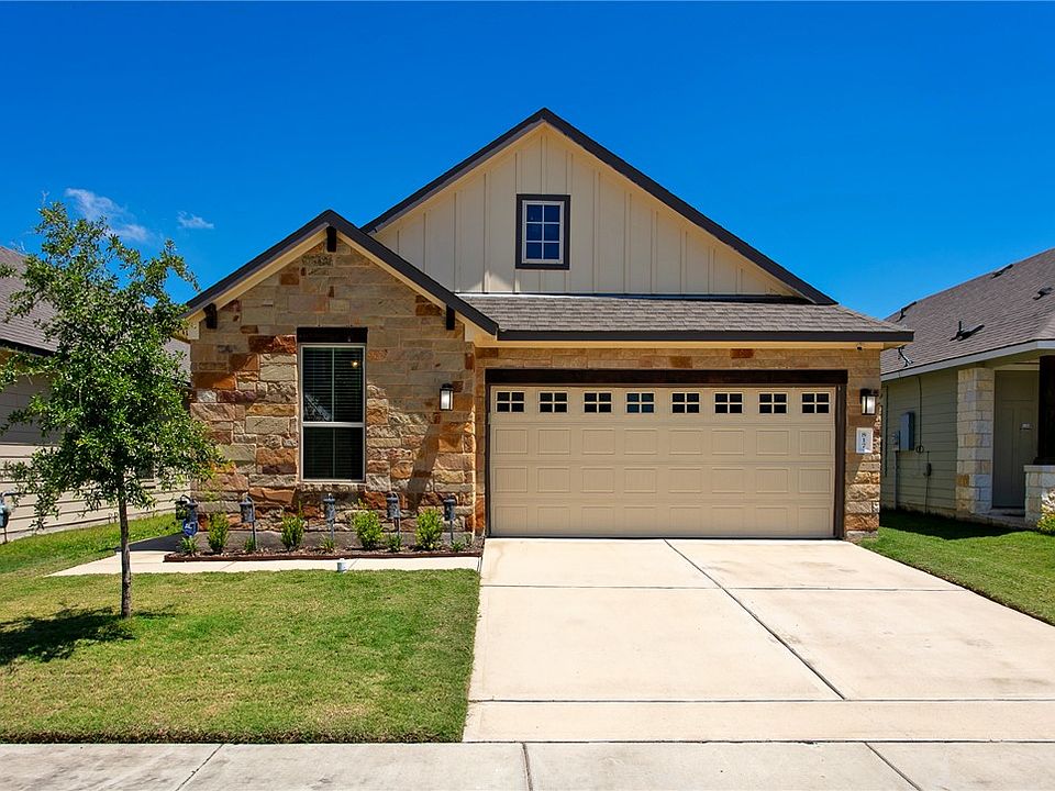 1st image of 817 Mineral Wells Ln