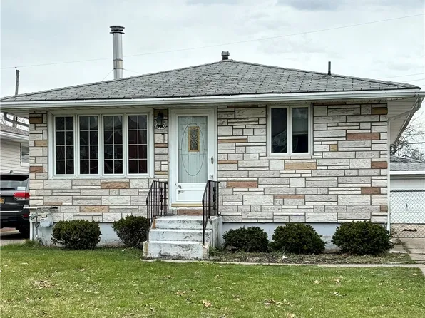 600 Moore Ave, Buffalo, NY 14223