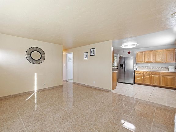 4th image of 1523 N 17th Ave