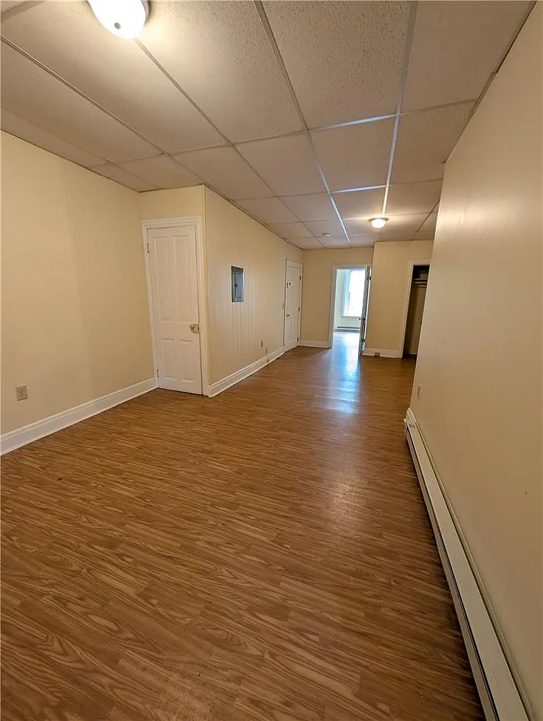1 bed, 1.0 bath, 687 sqft, $1,300 — Photo 2