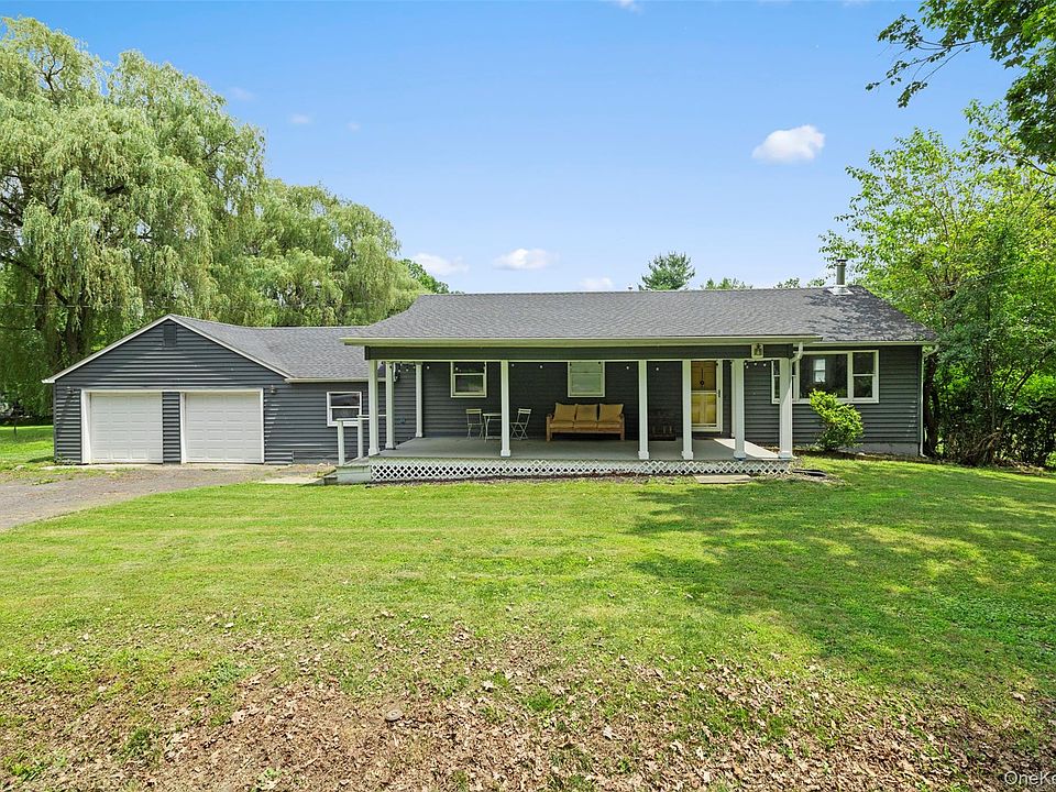 1st image of 44 Woods Road