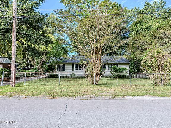 2nd image of 519 Oak Lane
