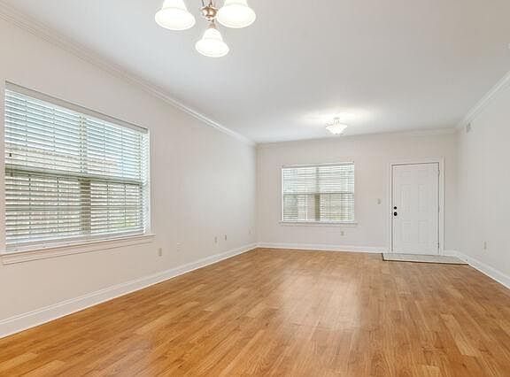 2nd image of 1555 Lake Ave