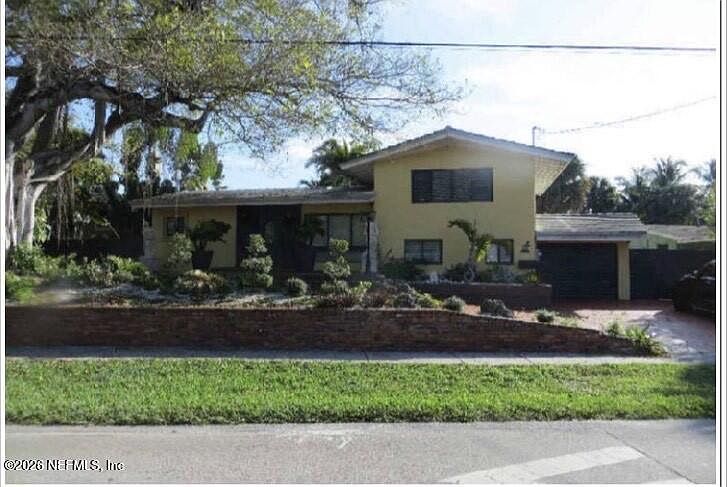 1st image of 420 SW 18TH Avenue