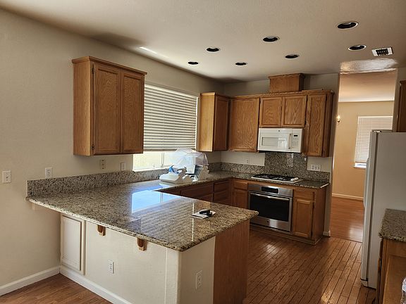 2nd image of 65 Elmwood Dr
