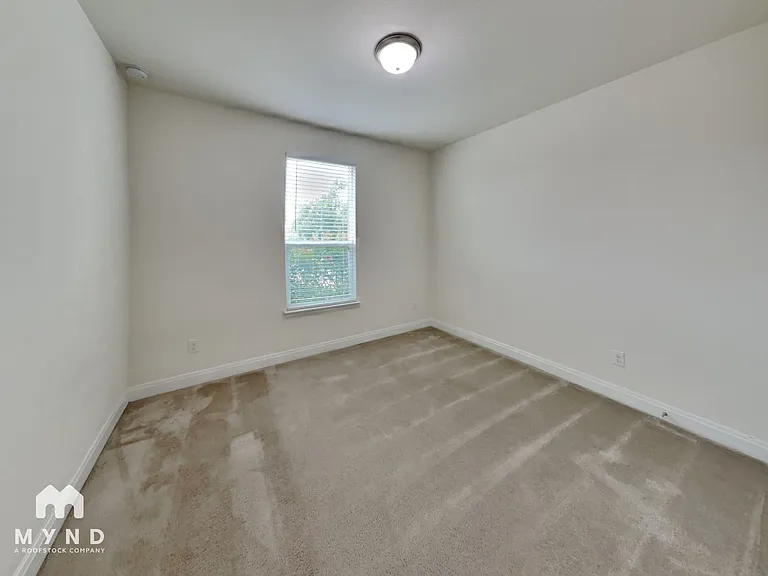 13725 James Buchanan St — Photo 13