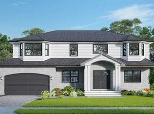 31 Azalea Dr, Syosset, NY 11791