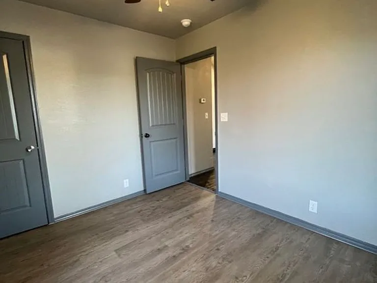 418 N Grant Ave W — Photo 6