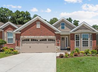 2906 Strawberry Ridge Dr, Arnold, MO 63010