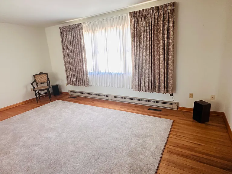 410 Barbara Dr — Photo 44
