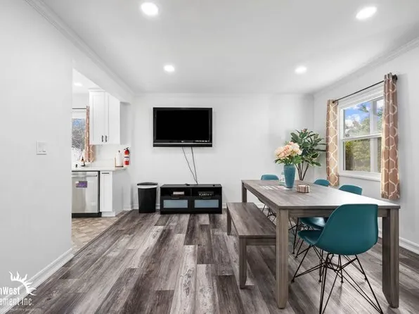 2637 Sunset St, San Diego, CA 92110