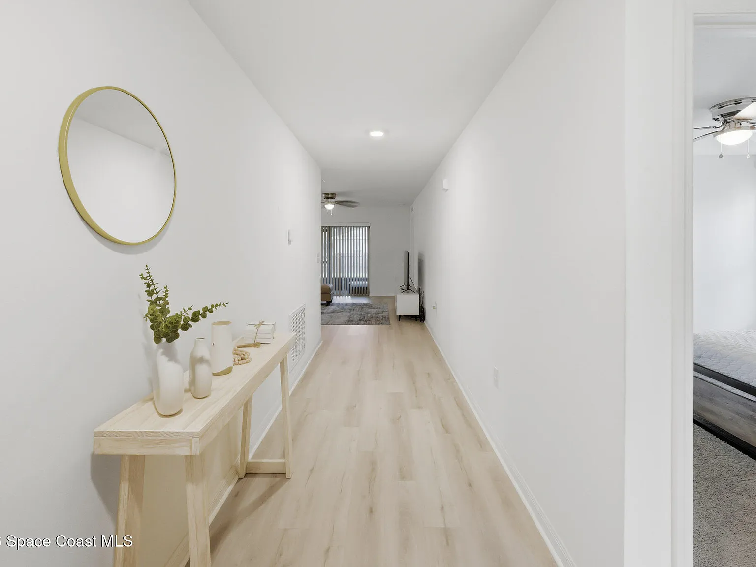 3 bed, 2.0 bath, 1454 sqft, $2,250 — Photo 3