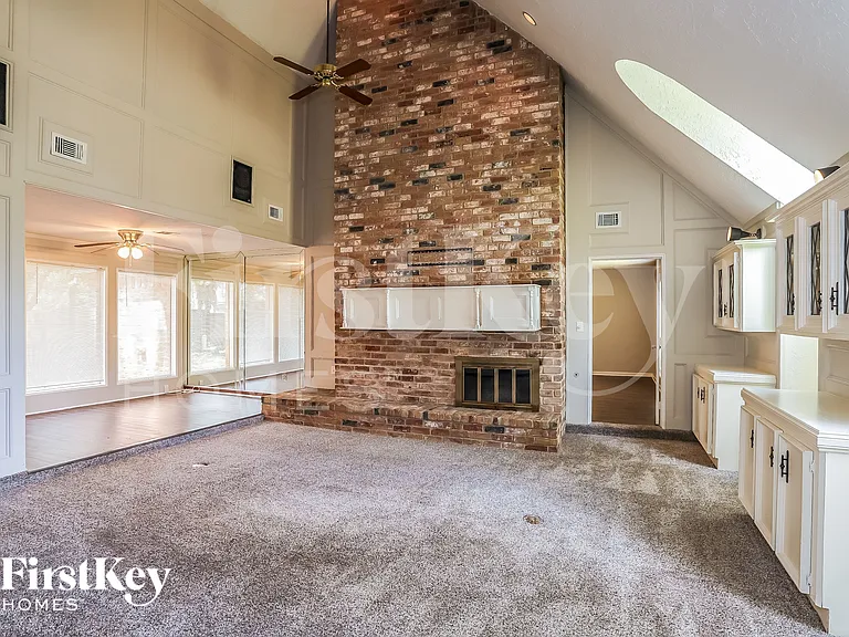 6511 Misty Spring Ln — Photo 3