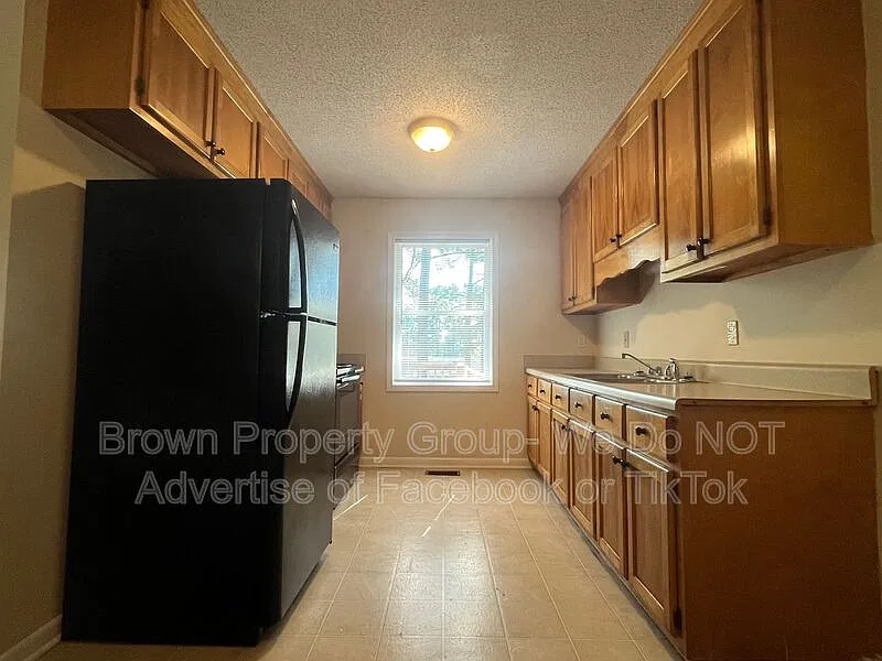 3 bed, 2.0 bath, 1150 sqft, $1,395 — Photo 4