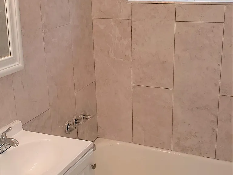 737 NE 16th Ave #4 — Photo 13