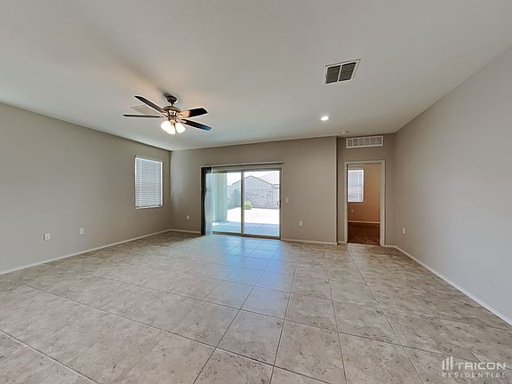 3rd image of 30805 W Whitton Ave