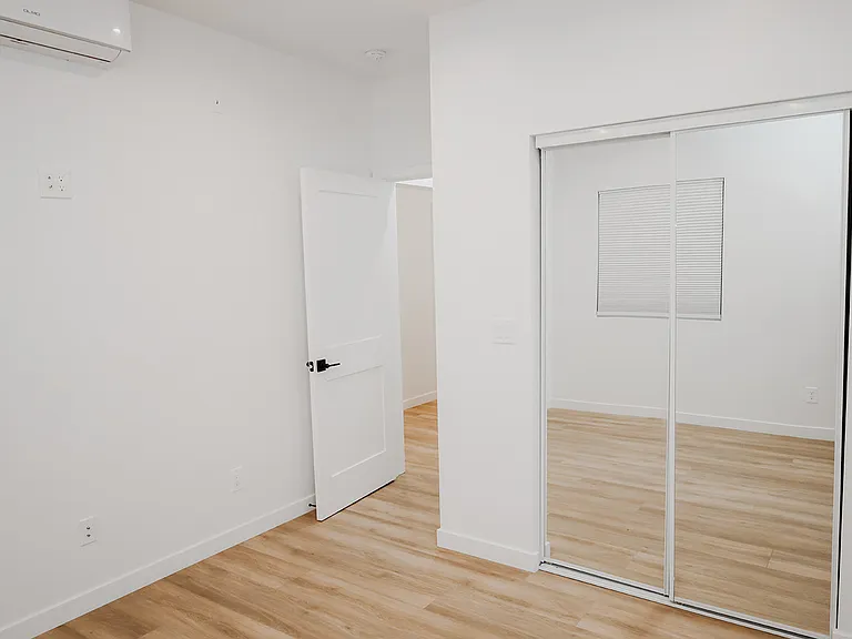 Secondary bedroom -Same layout in 2nd and 3rd bedrooms