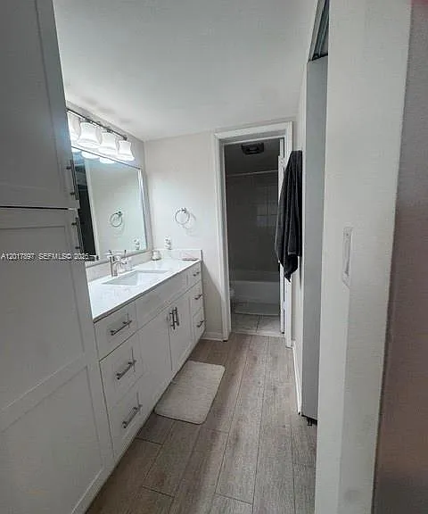 615 NE 12th Ave #109 — Photo 10