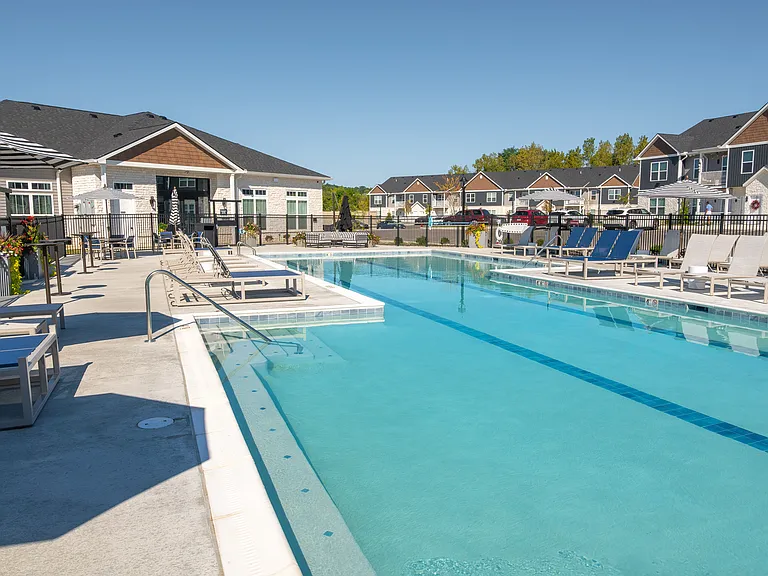 Remington Lake Apartments — Photo 17