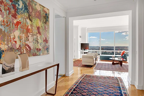 Rented by Compass | media 45