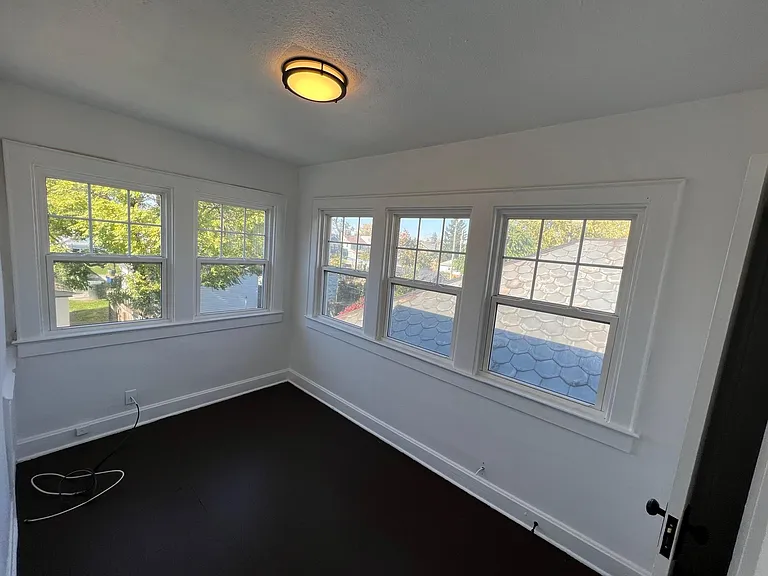 1225 S Champion Ave — Photo 8