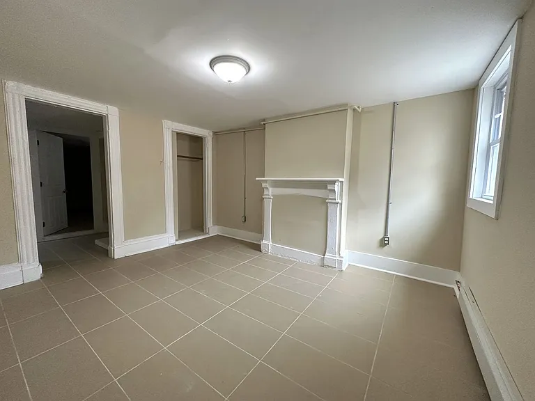 340 Townsend St — Photo 6