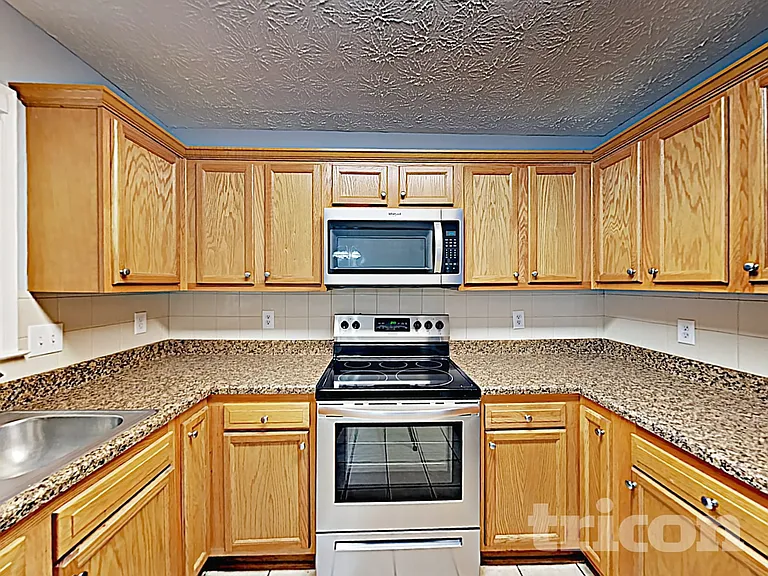 1035 Peace Dr NW — Photo 5