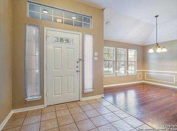 3rd image of 24710 Crescent Run