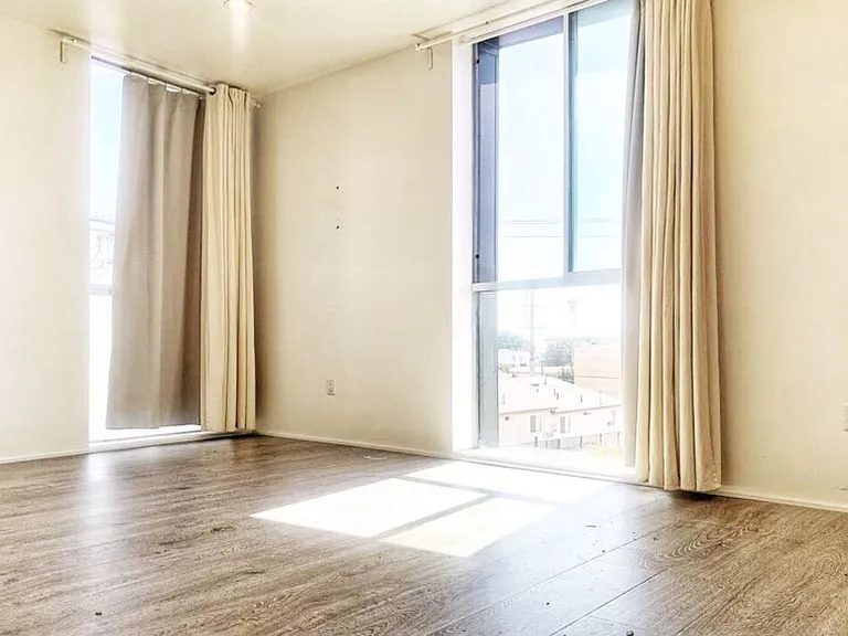 1040 S Mariposa Ave #F101 — Photo 23