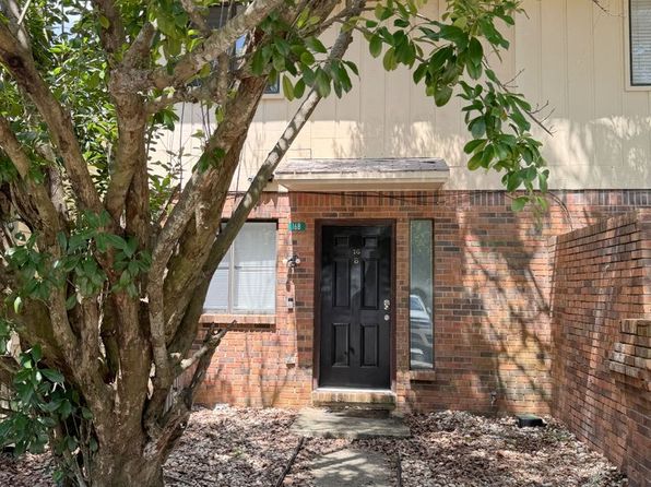16 Cape Dr NW APT B