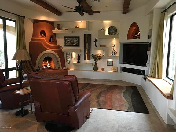 3rd image of 20 Western Saddle Ct
